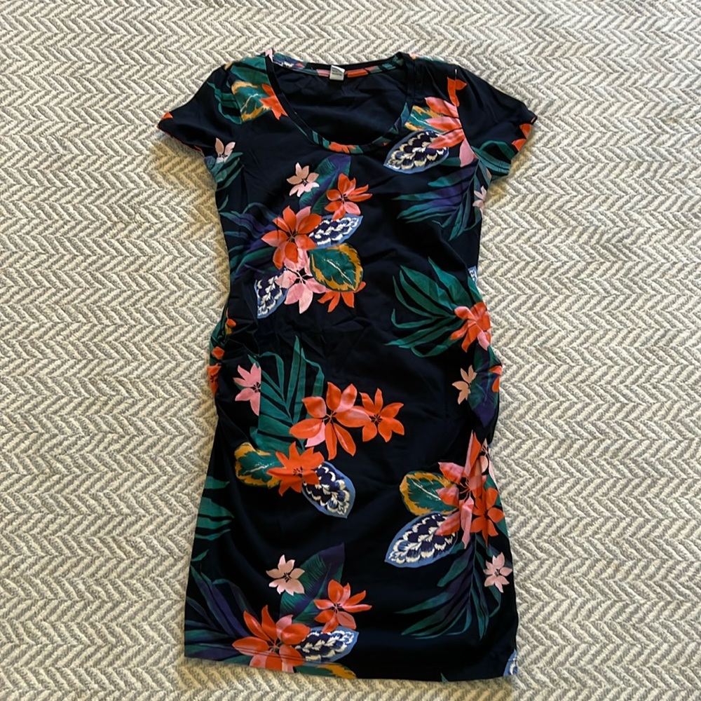 Old Navy Maternity Dress